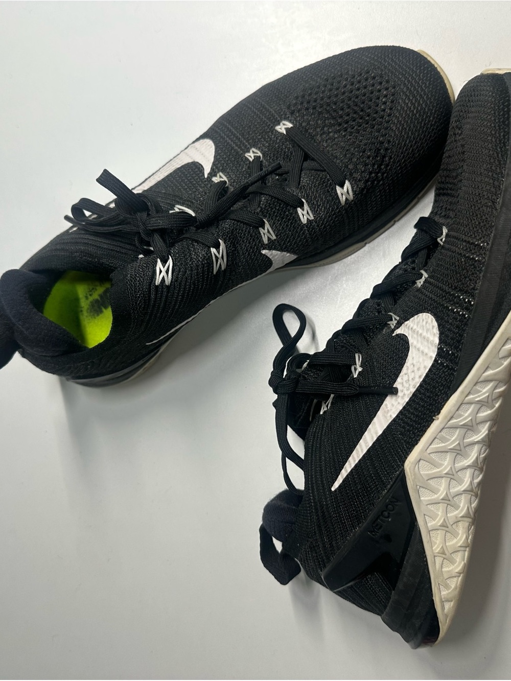 Nike Woman Black & White Training Sneakers with Neon Green Insole